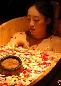 电影:女体宴